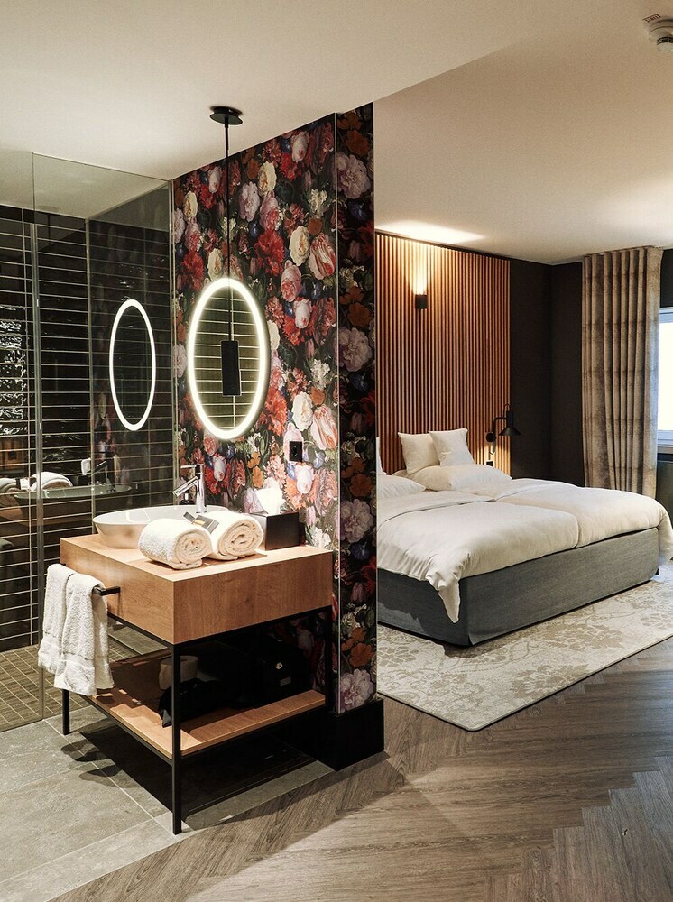 Hotel Wunnerswat