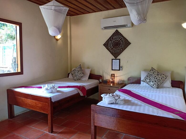 Hotel Kep Eden