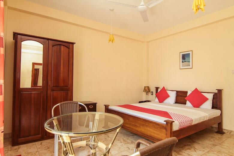 Oyo 111 Sea Shine Beach Hotel