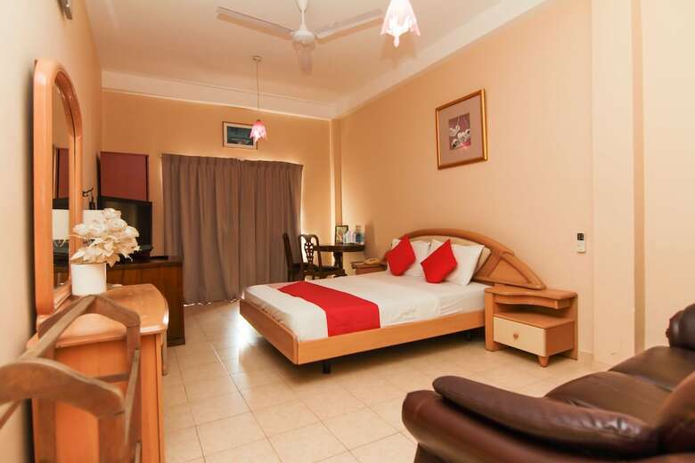 Oyo 111 Sea Shine Beach Hotel