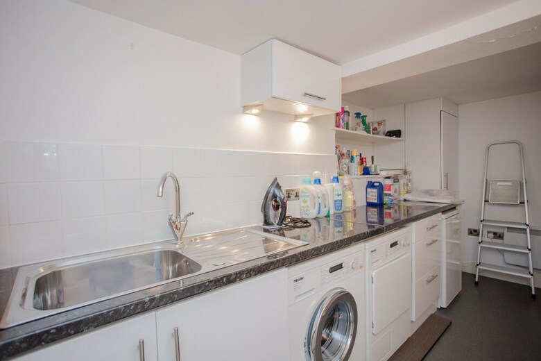 Apartamentos Garden Flat In Shepherds Bush