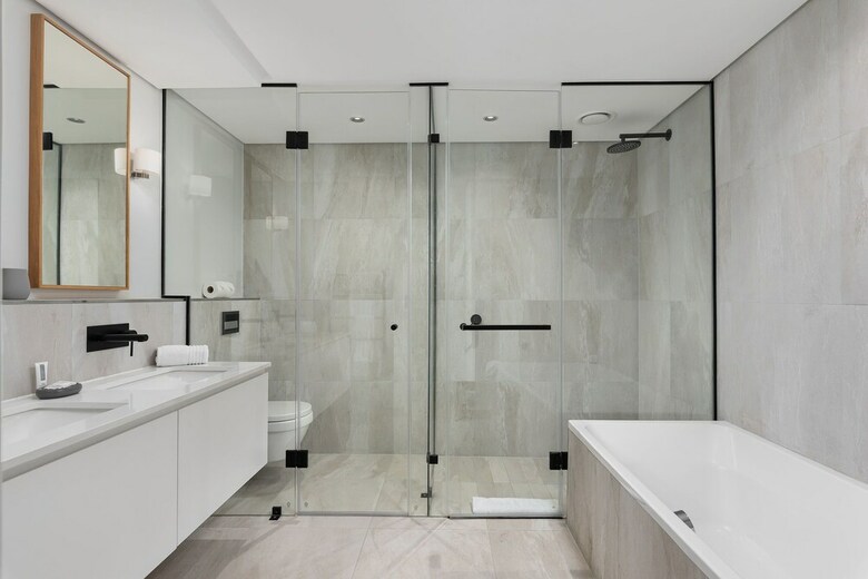 Cosmopolitan Luxury Serviced Apartments
