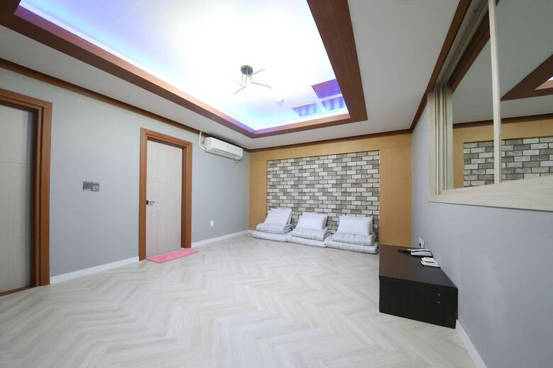 Eco Hotel