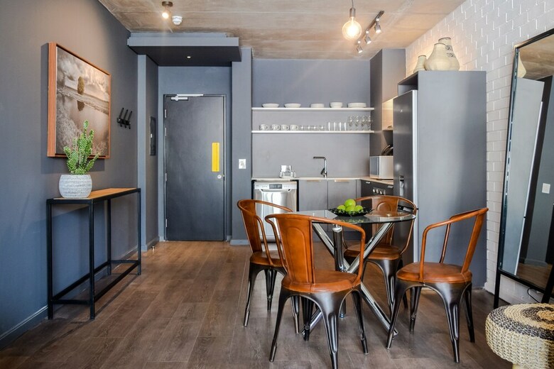 Apartamentos Modern Top Floor Flat With Mountain Views