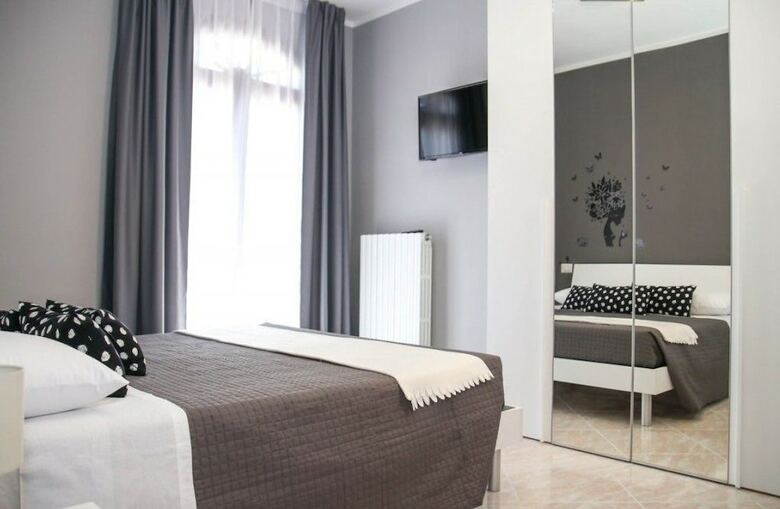 Bed & Breakfast Black & White