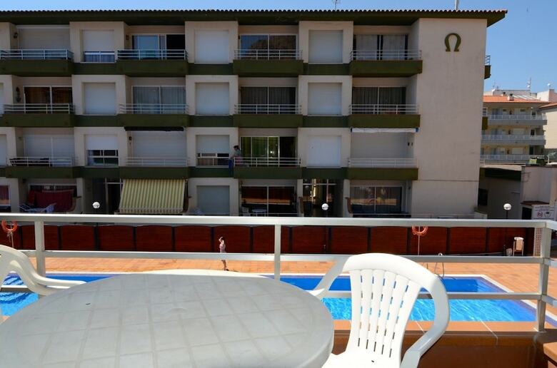 Apartamentos Omega