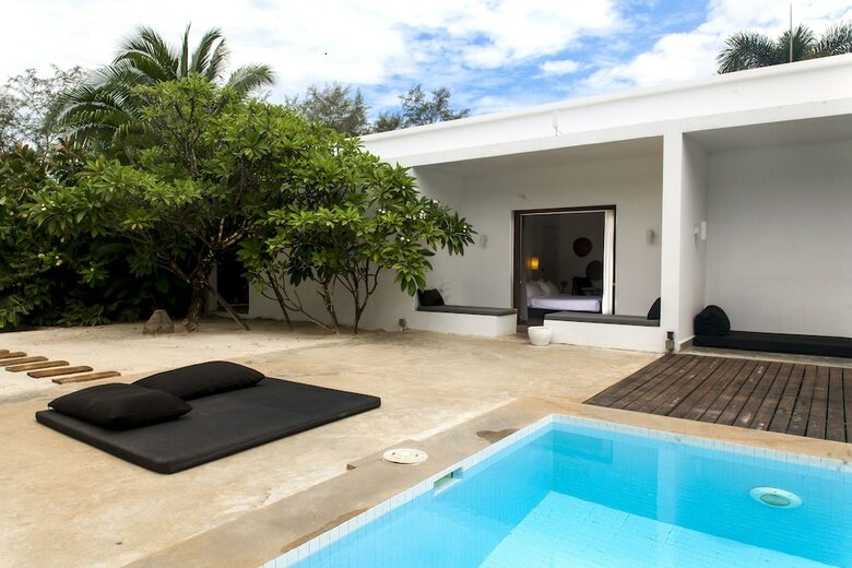 Mittali Hotel