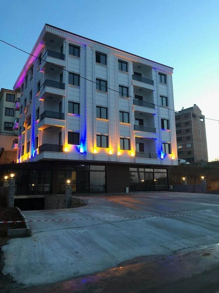 Sweet Home Alhamra