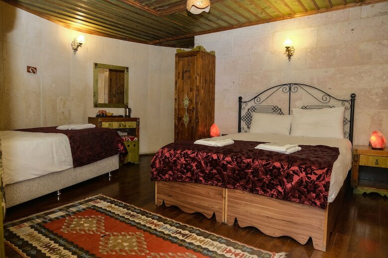 Hotel Aura Cave Suits