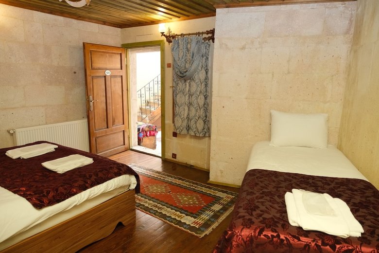 Hotel Aura Cave Suits