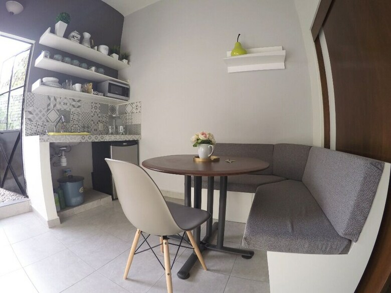 Hotel Downtown Suites