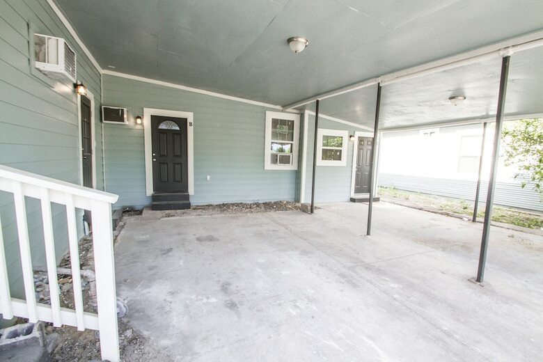 One Bedroom Apartment Near Downtown With Sleeper