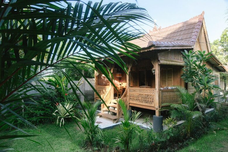 Hotel Pande Homestay