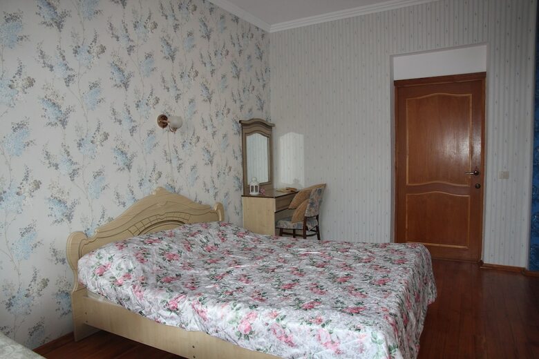 Hotel U Morya Guest House