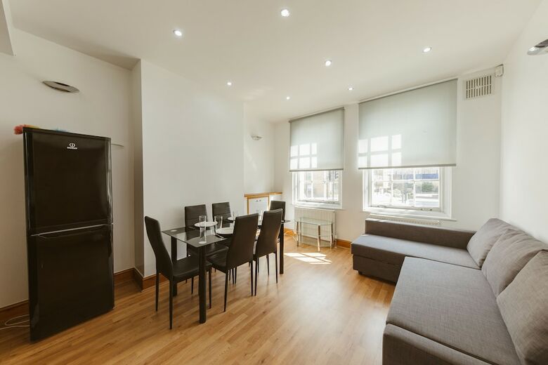 Regent Canal Apartments