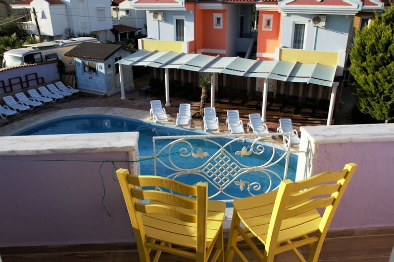 Hotel Cunda Leo