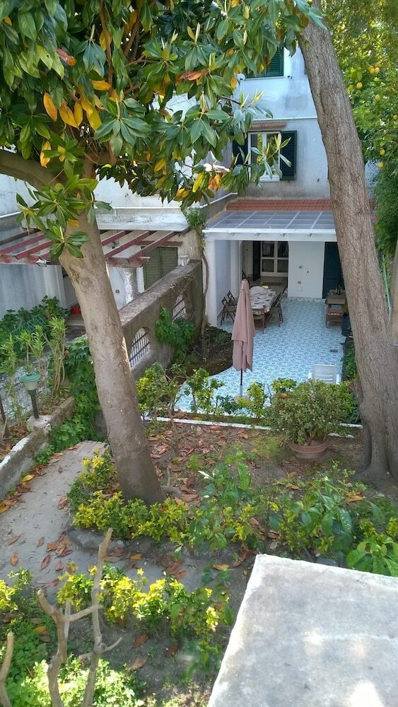 Bed & Breakfast Villa Iscla Maison D'h�tes