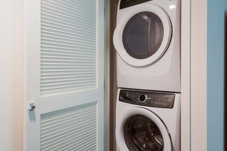 Aparthotel Downtown La Luxury Two Bedroom Apartment