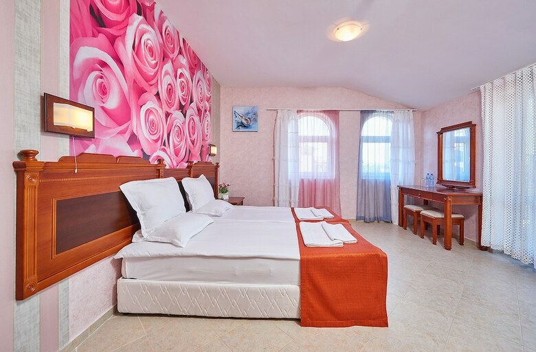 Hotel Complex Karolina