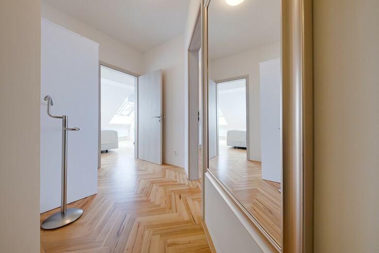 Gold Art Apartments