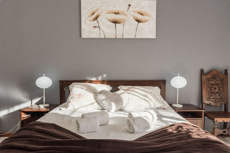 Dipti's Bed And Breakfast