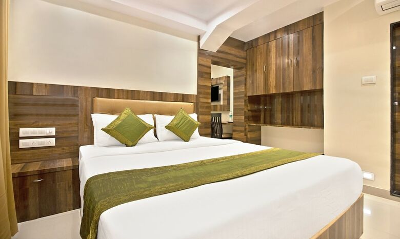 Treebo Trip Rk Hotel
