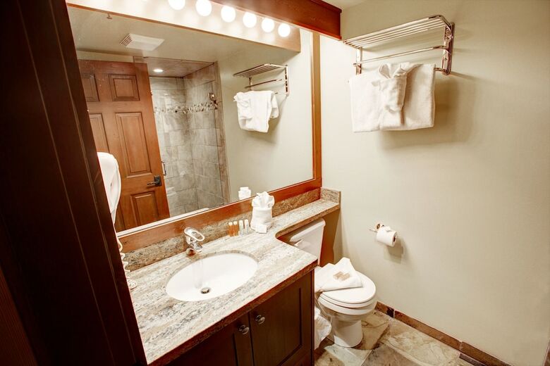 Resortquest At Greystone Lodge