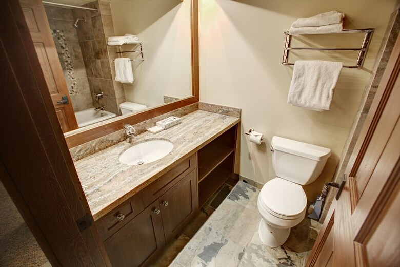 Resortquest At Greystone Lodge