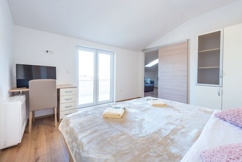 Apartments Rilovic