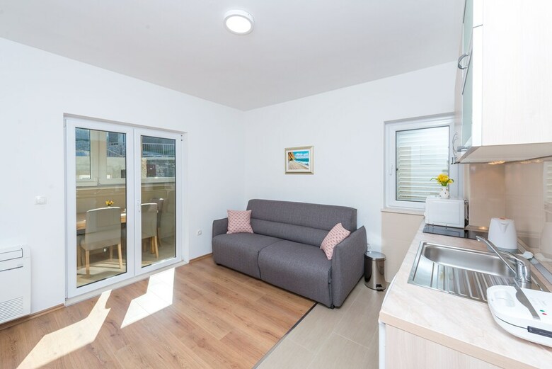 Apartments Rilovic