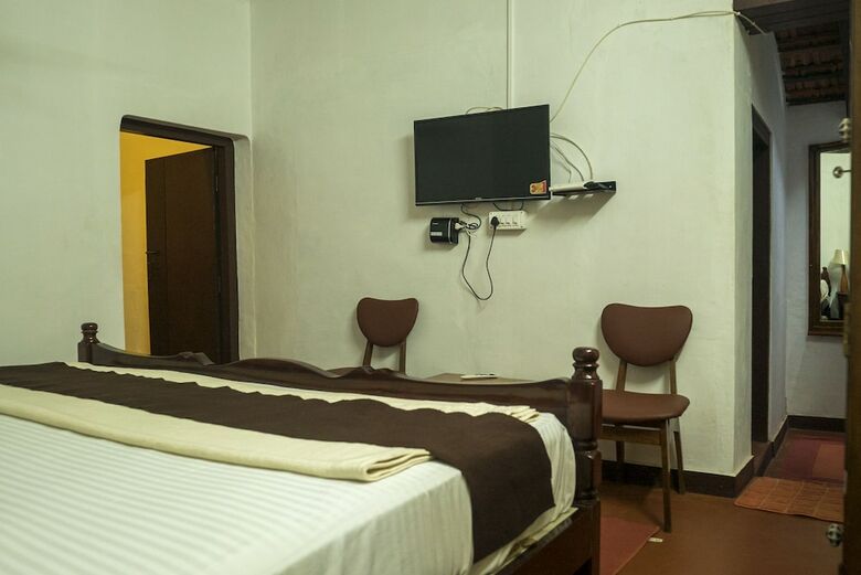 Hotel Brindavan Estate Homestay