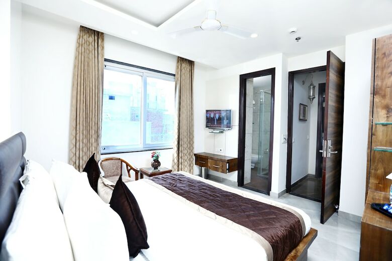 Hotel Amritsar Grand