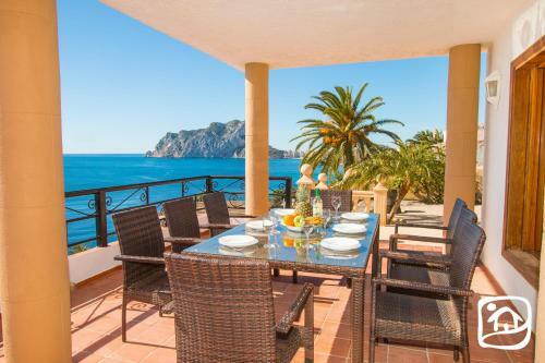 Holiday Villa Basetes