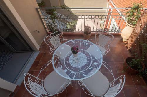 Aparthotel Athenian Yard Suites