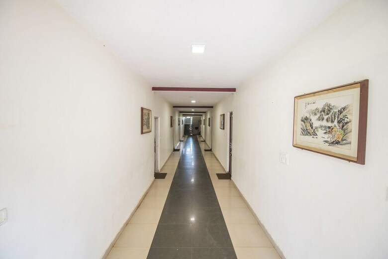 Hotel Ark Residency