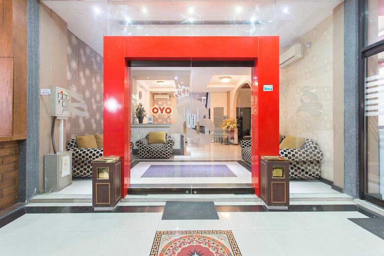 Oyo 663 Hotel Sejati