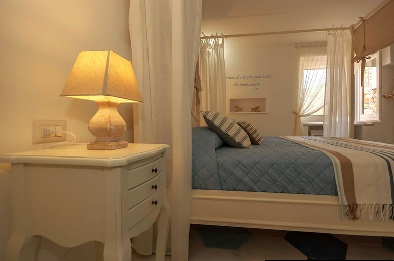 Dimora Mediterranea B&B