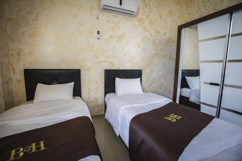 Beach House Hotel
