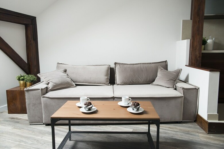 Leo Apartments Residence