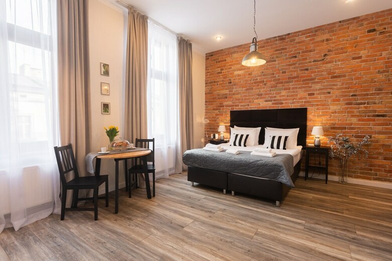 Leo Apartments Residence