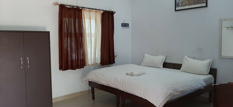 Hotel Pushkar Vela Resort
