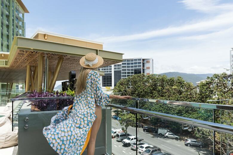 Bailey A Crystalbrook Collection Hotel