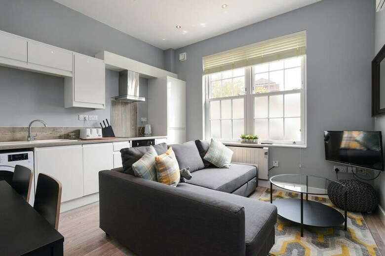 Arena Apartments