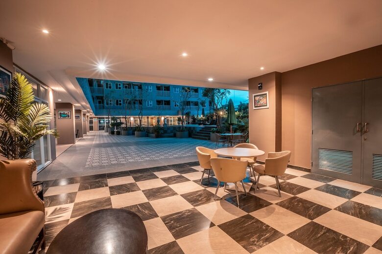 Hotel Oyo Flagship 728 Baileys Apartment