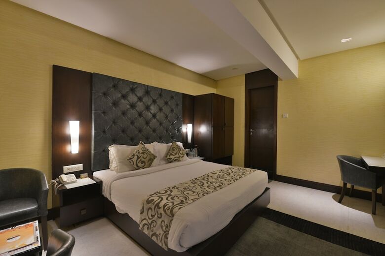 Hotel The Golden Oak