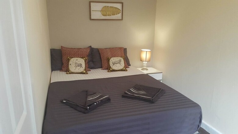 Apartamentos Dragon - Muirdrum House 3 Bedroom Home
