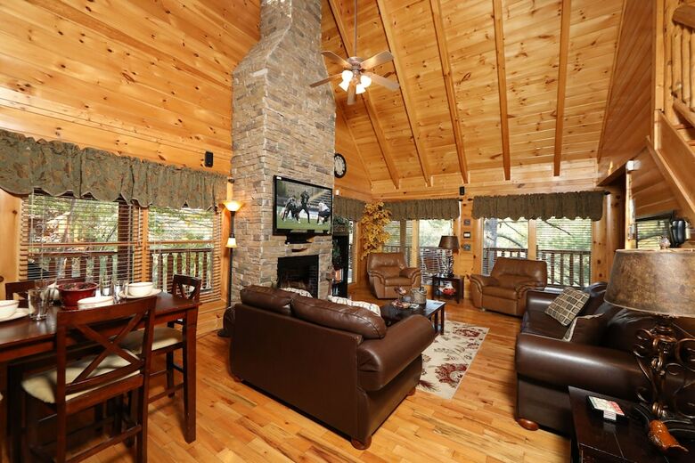 Blessed Nest - Four Bedroom Cabin