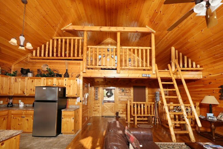 Howling Wolf - One Bedroom Cabin