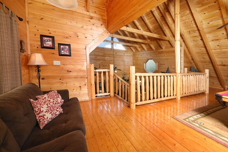 Amazing Grace - Two Bedroom Cabin
