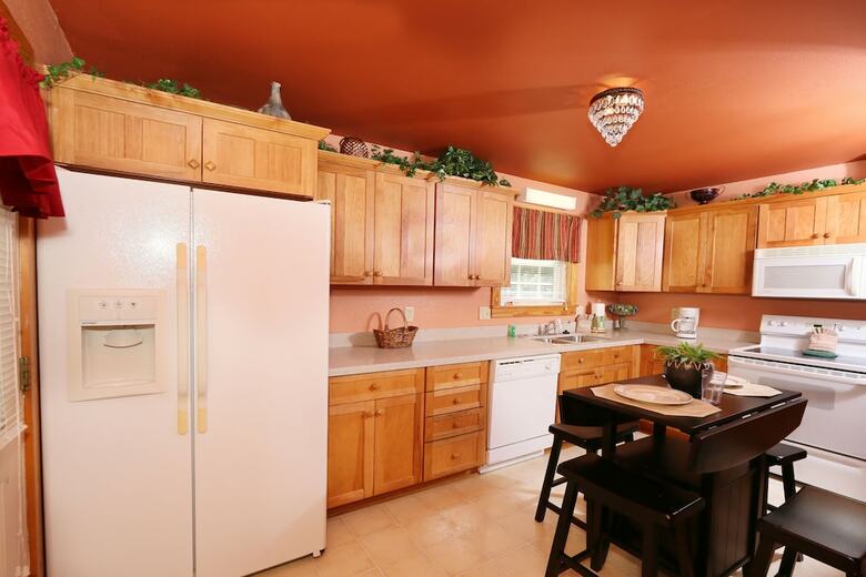 Pine Needles 6 - One Bedroom Chalet